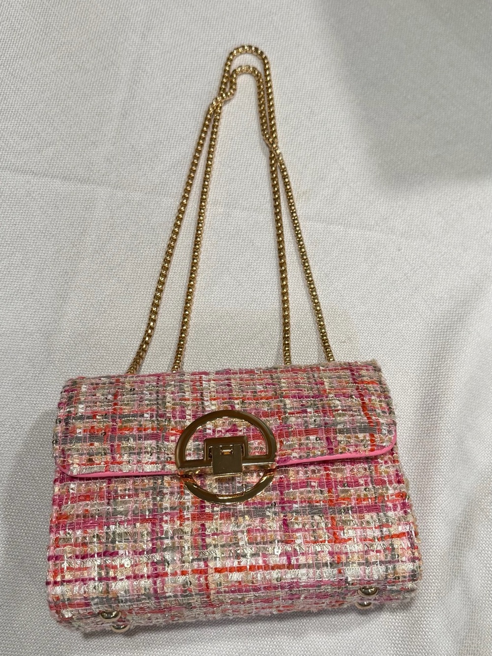 Pink Tweed Chain Shoulder Bag with Gold Hardware